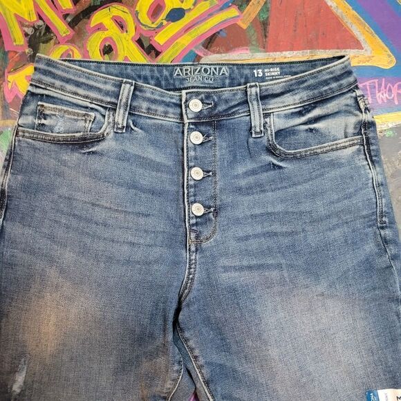 Arizona Jean Co. Woman's Hi-Rise skinny jeans - size 13, button fly, dark wash - Picture 2 of 10